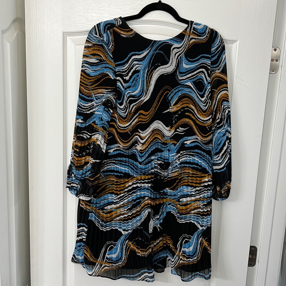 Black shift dress
